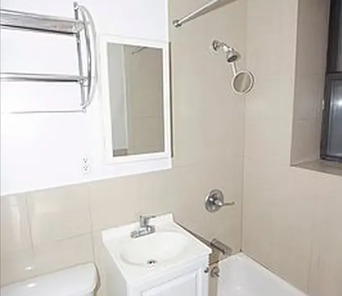 19 Kenmare St #12 — Photo 5