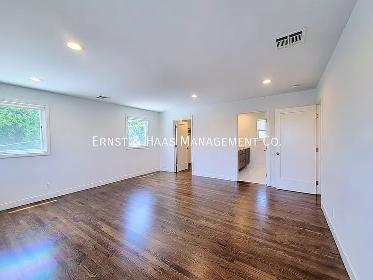 2227 Camden Ave — Photo 24