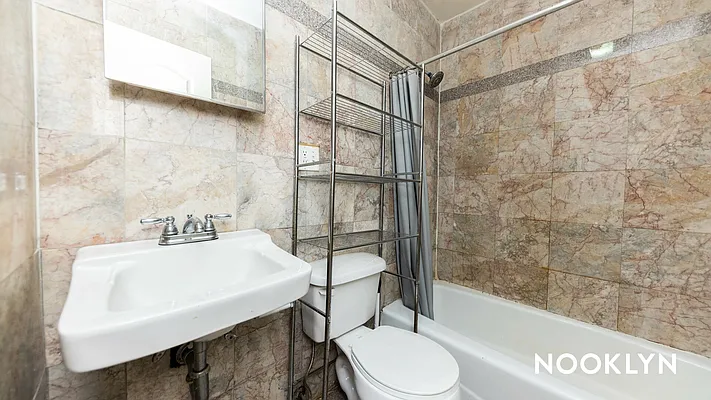 Rented by Nooklyn NYC LLC | media 9
