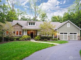 773 Old Locust Hill Rd, Cincinnati, OH 45245