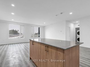 1098 Paisley Rd #510A, Guelph, ON N1K1X6