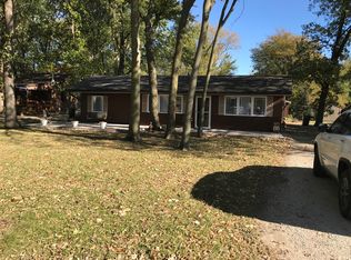 8880 E Mallard Ln, Wilmington, IL 60481