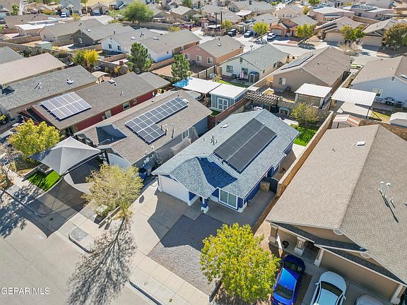 4th image of 12936 Enrique Gomez Ln
