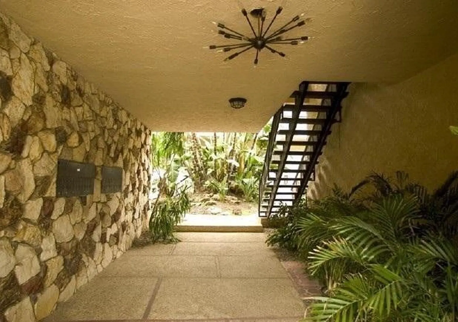 801 Idaho Ave. — Photo 3