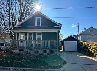 407 Marston Pl, Oshkosh, WI 54901