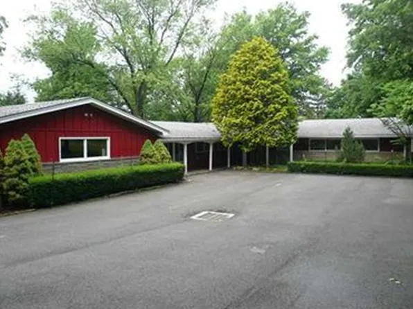 10521 Country Ln, Wexford, PA 15090