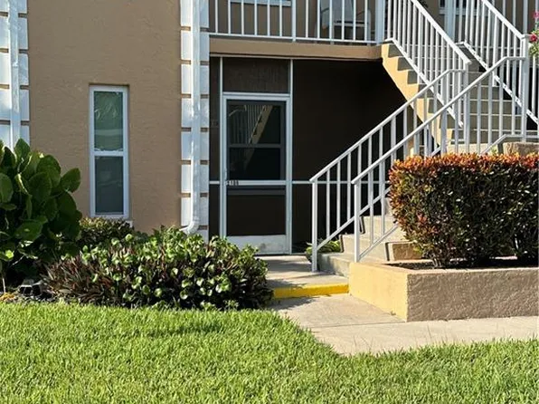 1950 W Crown Pointe BLVD #B106, NAPLES, FL 34112