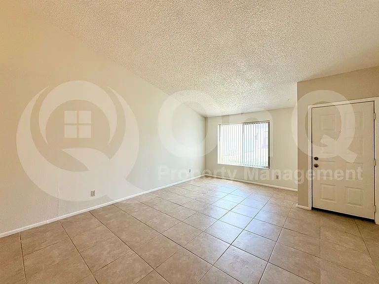 629 N Mesa Dr #15 — Photo 11