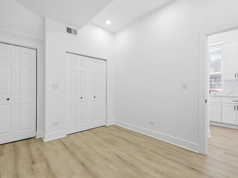 1838 N Damen Ave #2F — Photo 7