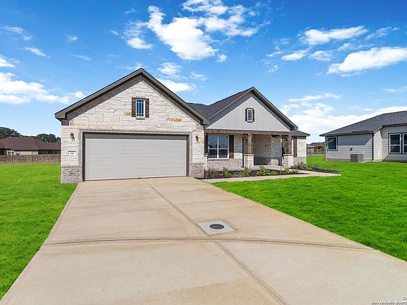 2nd image of 1587 Vista View Drive