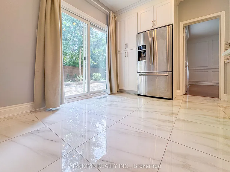 103 Clarinda Dr — Photo 9