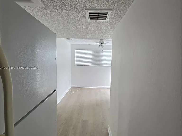 4601 SW 5th St — Photo 21
