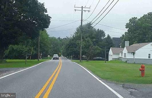 2nd image of 3304 Offutt Rd
