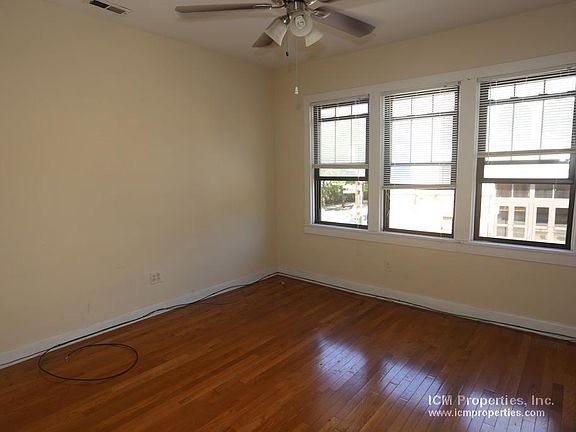 5th image of 2254 N Southport Ave #2B