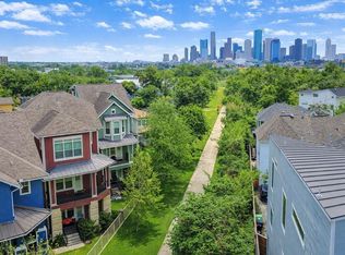542 Oxford St, Houston, TX 77007