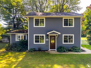 4671 Laplaisance Rd, La Salle, MI 48145