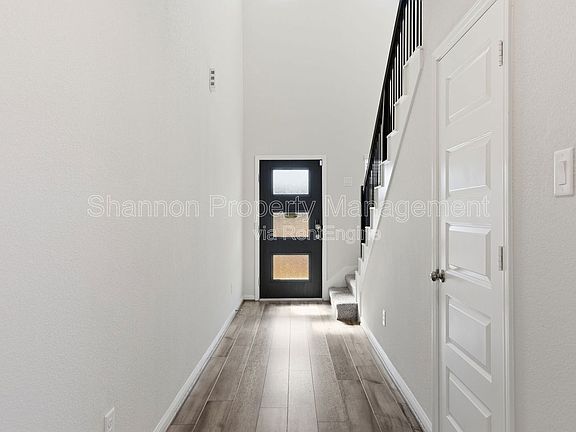 5th image of 18508 Meadow Poin Ln