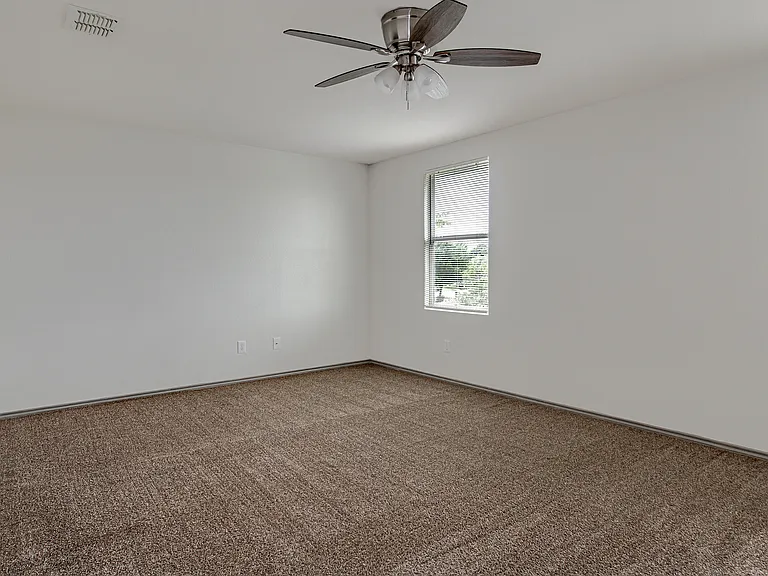 1420 Krista Dr — Photo 23