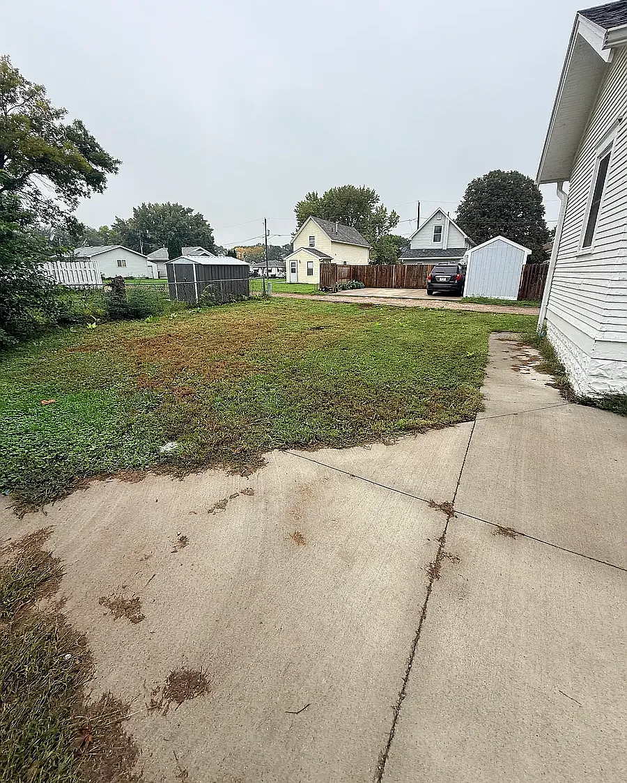 811 S Westcott St — Photo 3