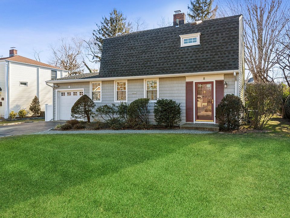 1st image of 60 Peachtree Ln