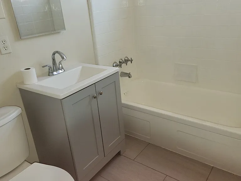 11151 Raymond Ave #1 — Photo 9