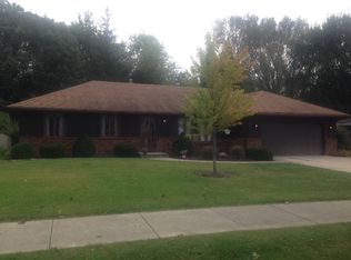 1645 Margaret Ln, Aurora, IL 60505
