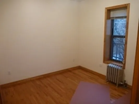 Rented by Garfield Realty  | media 17