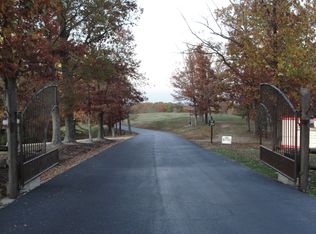 1254 Newbury Rd., Reeds Spring, MO 65737