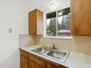 12828 Bridgeport Way SW, Tacoma, WA 98499