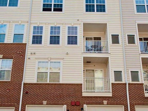 5th image of 15416 Rosemont Manor Dr #6