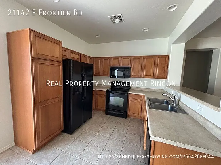21142 E Frontier Rd — Photo 4