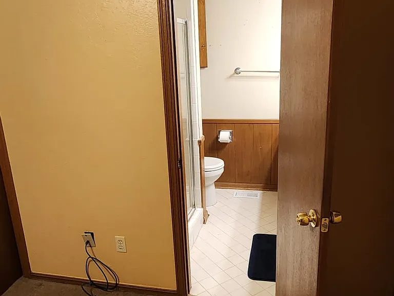 7916 Duane Dr — Photo 17