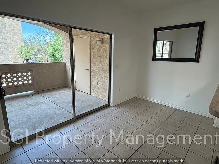 920 E Devonshire Ave #2011 — Photo 11