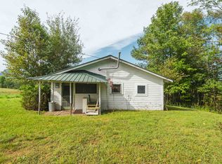 Lacross Rd CABIN 1, Troy, VT 05868