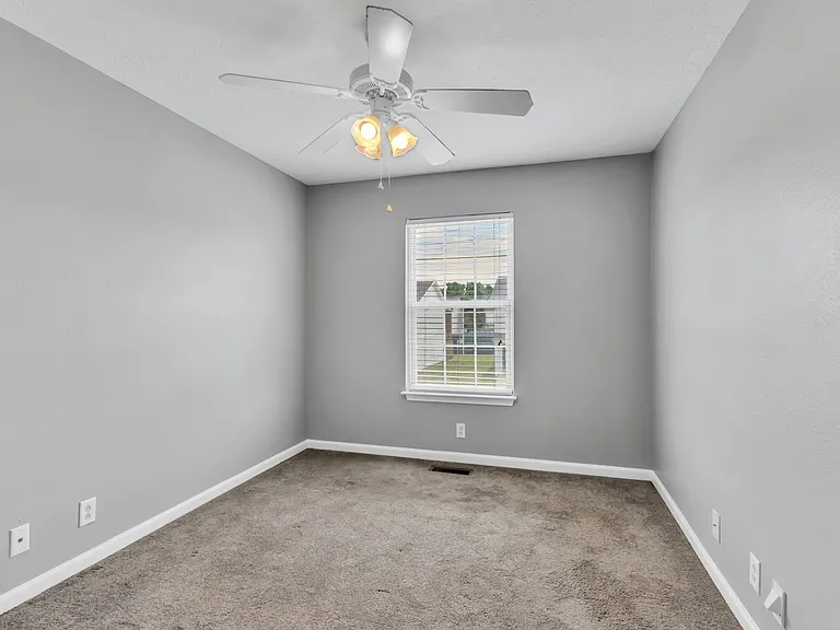 414 Arapaho Dr — Photo 18