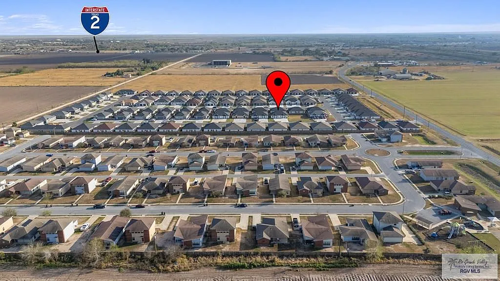 Building Photo - 2425 N Valley Cir #A & B