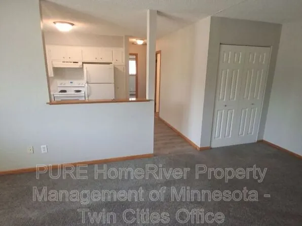5848 2nd St NE Unit 5, Minneapolis, MN 55432