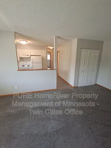 5848 2nd St NE #5 Photo 1