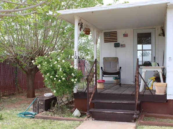 1004 Lee St, Winslow, AZ 86047