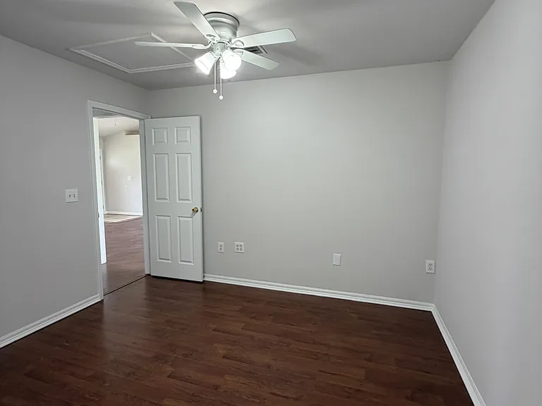 5315 Belrose St — Photo 31