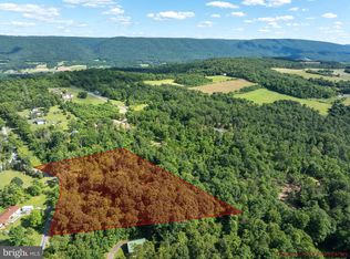19 W Mountain Rd, Mc Veytown, PA 17051