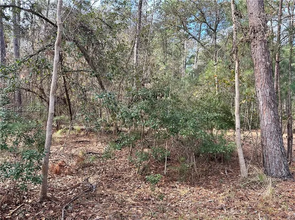 612 McKee Rd, Beaufort, SC 29907