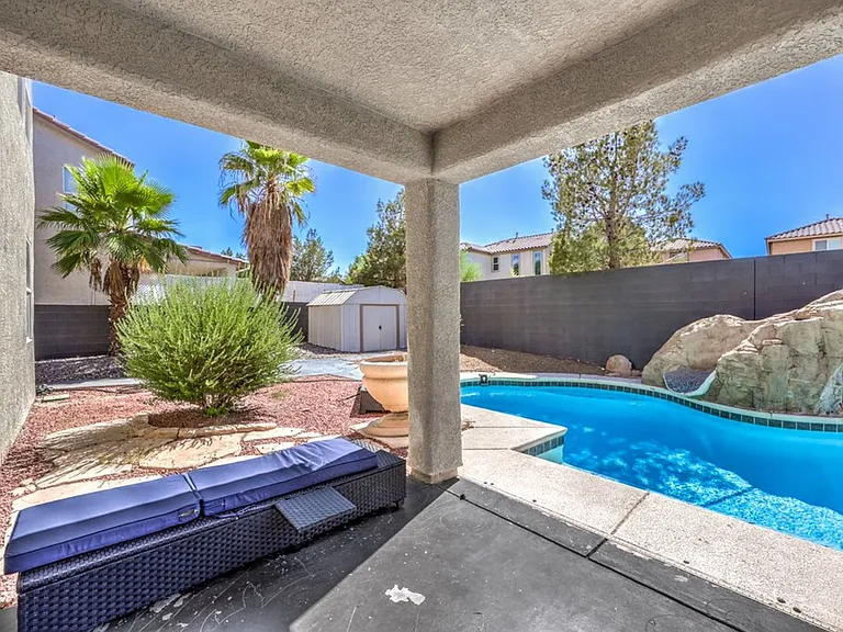 5663 Artesia Lake Ct — Photo 20