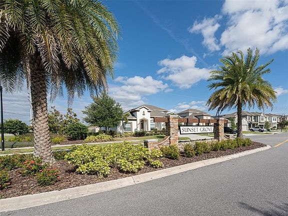 4th image of 5354 Carrara Ct