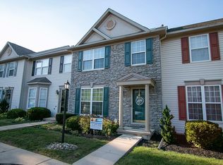 111 Chandler Dr, Red Lion, PA 17356