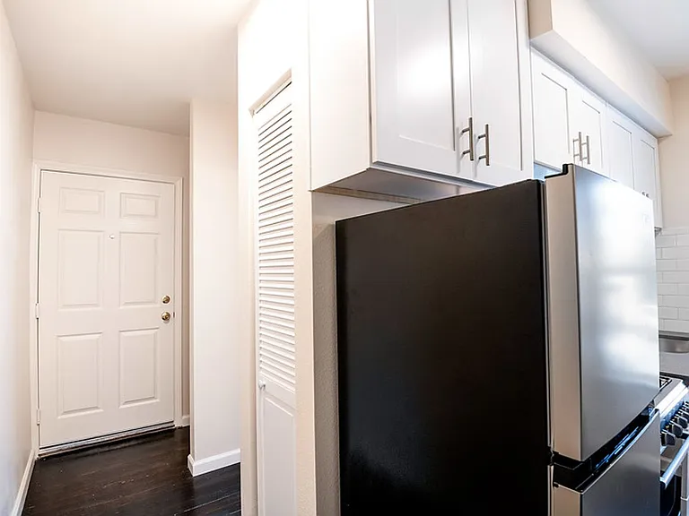 THE NORM @ 750 Normandie Ave — Photo 16