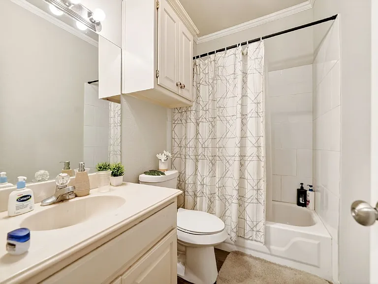 5108 Foxhaven Ct — Photo 18