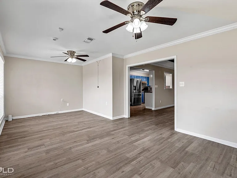 5318 Foxglove Dr — Photo 14