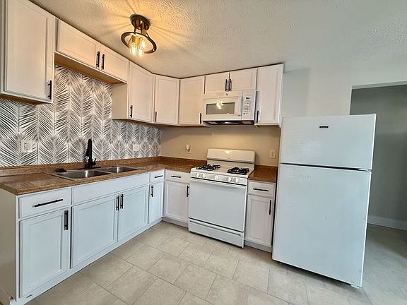 4th image of 14218 Tuckahoe Ave