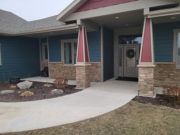 2nd image of 513 36th St